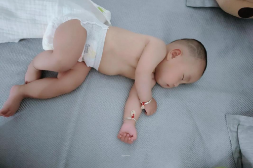 自贡五个月宝宝呕吐